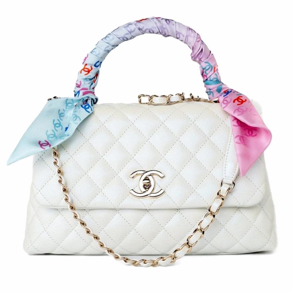 CHANEL 20K Iridescent White Caviar Quilted Coco Handle - Picture 9 of 9